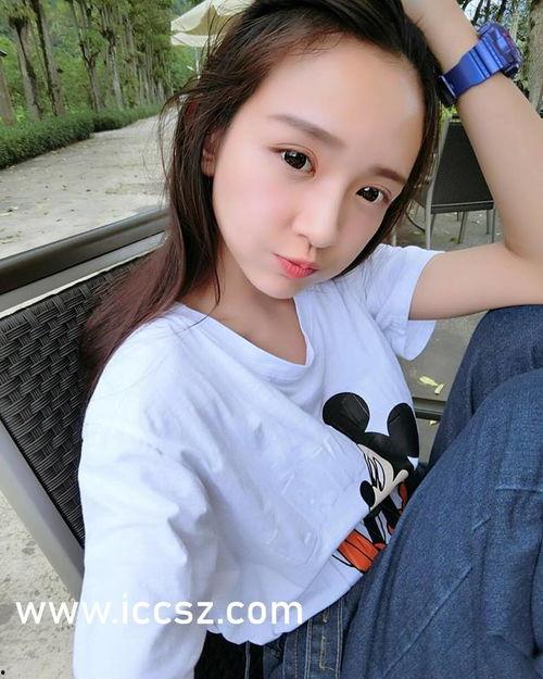 吃瓜网红事件女,揭开网络暴力背后的真相