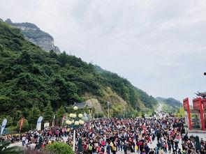 张家界吃瓜网红是谁啊,她是如何成为网络红人的？