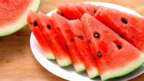 江苏百万网红吃瓜视频,揭秘吃瓜视频背后的狂欢盛宴